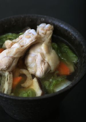 天然だしパックで作る 和風手羽元スープ-レシピのメイン写真