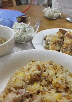 中華料理屋さんのシンプルチャーハン-レシピのメイン写真