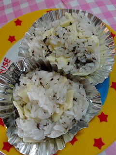 おにぎり。チーズとシソ。-レシピのメイン写真