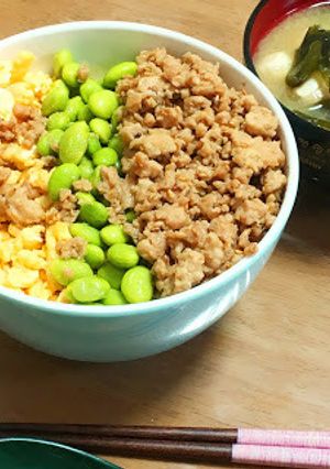金ごまたっぷり三食丼-レシピのメイン写真
