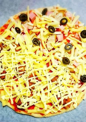 ビニール袋で‼手が汚れないピザ生地作り♪-レシピのメイン写真