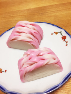 簡単におせちが華やぐ☆かまぼこの飾り切り-レシピのメイン写真