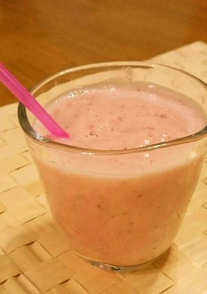 ☺いちご&バナナの簡単スムージー☺-レシピのメイン写真