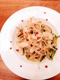 サラダチキンとモヤシの胡椒蒸し★レンジ可-レシピのメイン写真