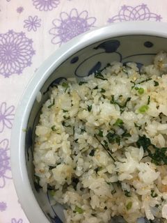 大根葉とゴマのシンプル炒飯-レシピのメイン写真