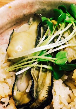牡蠣の炊き込みご飯☆殻付き牡蠣使用！-レシピのメイン写真