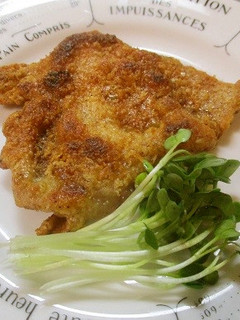 フライパンで♪パリパリ鶏皮せんべい-レシピのメイン写真