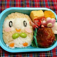 รูปของ ポケモン弁当☆モクロー☆キャラ弁