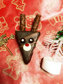 クリスマスに☆市販のお菓子で簡単トナカイ-レシピのメイン写真