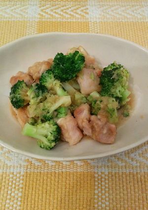 鶏もも肉とブロッコリーのおろし煮-レシピのメイン写真