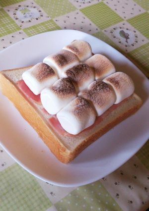 ベーコンとマシュマロのトースト-レシピのメイン写真