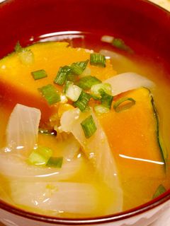 風邪予防*生姜とかぼちゃのお味噌汁-レシピのメイン写真