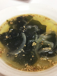 簡単♥わかめと玉ねぎの中華スープ-レシピのメイン写真