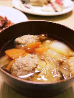 驚くほどふんわり!肉団子鍋☆-レシピのメイン写真