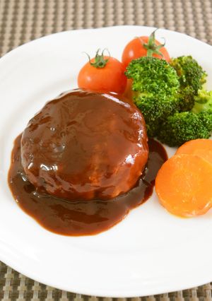 肉汁ジュワ~ふっくらジューシーハンバーグ-レシピのメイン写真