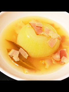レンジで簡単♡まるごとたまねぎスープ-レシピのメイン写真