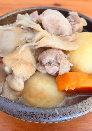 新玉葱と新じゃがが旨い♡鶏肉DE肉じゃが-レシピのメイン写真