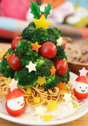 ノンフライヤー♪揚げ麺クリスマスサラダ-レシピのメイン写真