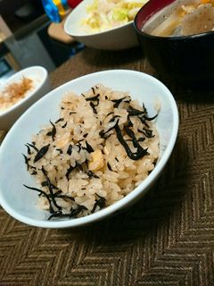 ひじきご飯◎炊飯器に入れるだけ♪-レシピのメイン写真