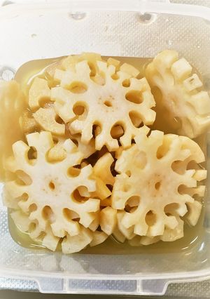 雪の結晶れんこん☆和三盆甘酢漬-レシピのメイン写真