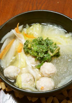 一人鍋で、鶏団子にエコ葱タレを添えて-レシピのメイン写真