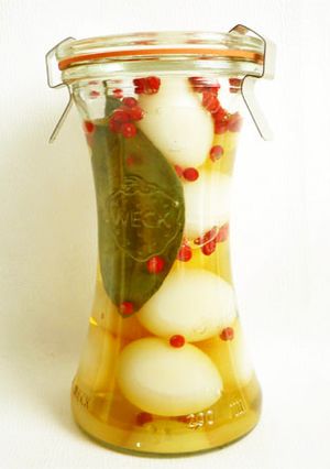 うずら卵のピンクペッパーピクルス-レシピのメイン写真