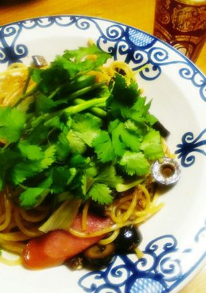 香菜と青唐辛子&アンチョビオリーブパスタ-レシピのメイン写真