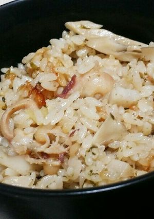 たこと昆布と舞茸と生姜の炊き込みご飯-レシピのメイン写真