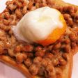 納豆トースト*レンジでとろとろ卵のせ