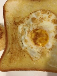目玉焼きトースト-レシピのメイン写真