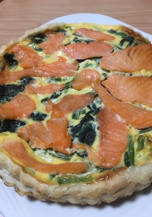 ほうれん草とスモークサーモンのキッシュ-レシピのメイン写真
