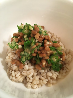 もち麦のオクラ納豆ご飯-レシピのメイン写真