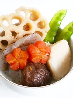 おせち料理 三の重 煮しめ-レシピのメイン写真