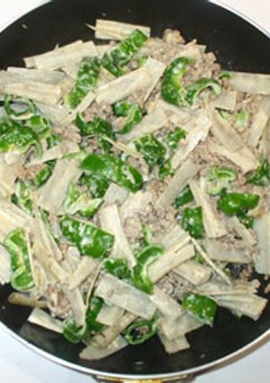ごぼうサラダ♪簡単豚肉と酢味噌マヨネーズ-レシピのメイン写真
