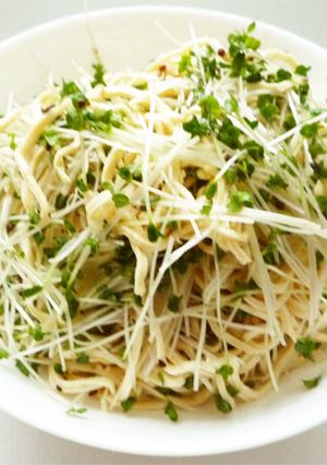 ブロッコリースプラウトと豆腐干絲のサラダ-レシピのメイン写真