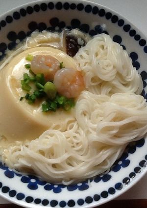 茶碗蒸し素麺カルボナーラ（温麺・冷麺）-レシピのメイン写真