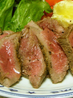魚焼きグリルでローストビーフ-レシピのメイン写真