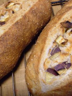 サツマイモとゴマのパン・・天然酵母-レシピのメイン写真