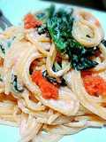 ちぢみほうれん草と明太子のクリームパスタ