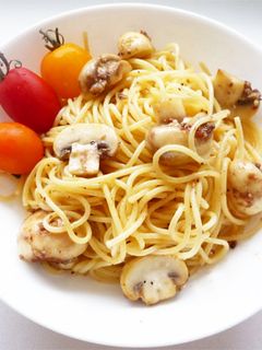 マッシュルームとアンチョビのパスタ-レシピのメイン写真