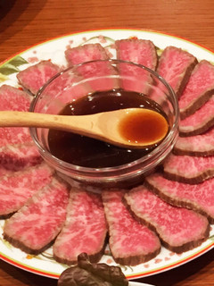 焼いて漬けるだけ!本格ローストビーフ-レシピのメイン写真