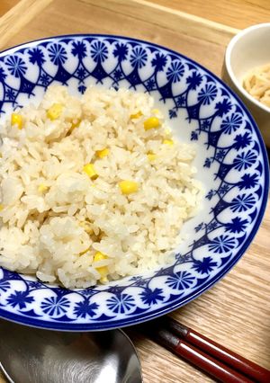 シチューと一緒に♪簡単コーンライス-レシピのメイン写真