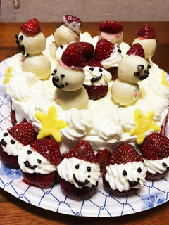 いちごサンタのクリスマスケーキ♡NO3-レシピのメイン写真