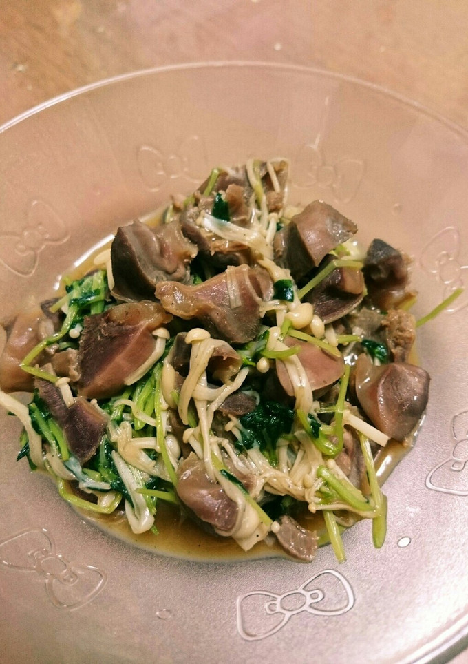 簡単ヘルシー節約！砂肝と豆苗の炒め-レシピのメイン写真