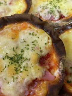超簡単!餃子の皮でパリパリミニピザ!-レシピのメイン写真