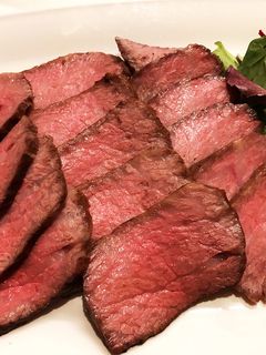 簡単!低温オーブンで焼くローストビーフ-レシピのメイン写真