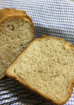 全粒粉のパン-レシピのメイン写真
