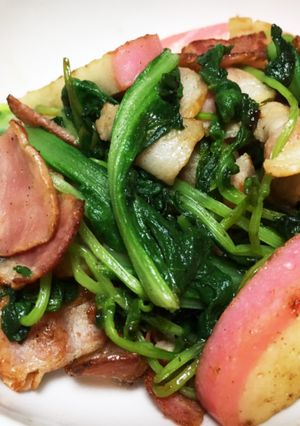 豆苗と春菊のごま油炒め☆-レシピのメイン写真
