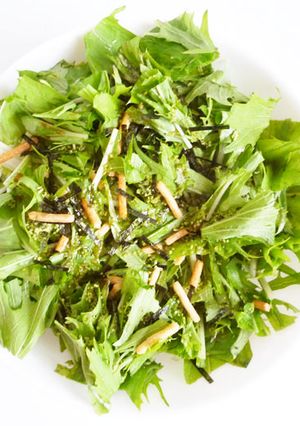 お茶漬けの素と塩昆布で　水菜サラダ-レシピのメイン写真
