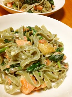 ほうれん草と鮭のクリームパスタ-レシピのメイン写真